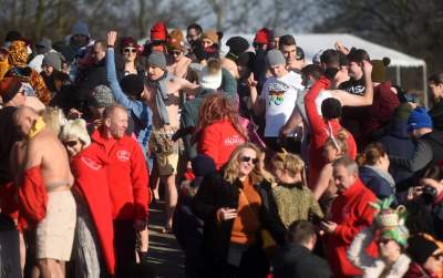 Zabawa na Bagrach: przed rokiem zalew pokrywał lód, a teraz... - zdjęcie 11