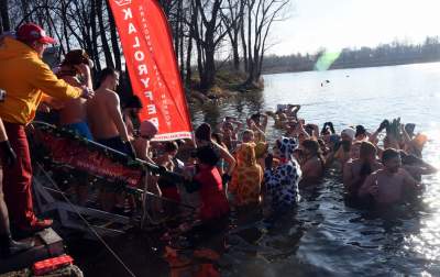 Zabawa na Bagrach: przed rokiem zalew pokrywał lód, a teraz... - zdjęcie 15