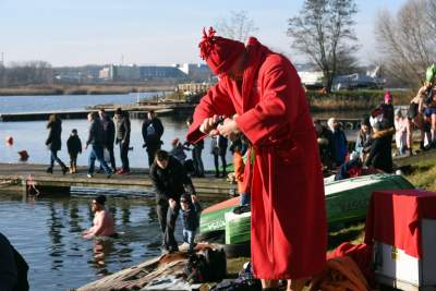 Zabawa na Bagrach: przed rokiem zalew pokrywał lód, a teraz... - zdjęcie 26