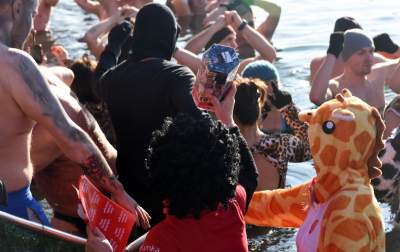 Zabawa na Bagrach: przed rokiem zalew pokrywał lód, a teraz... - zdjęcie 20