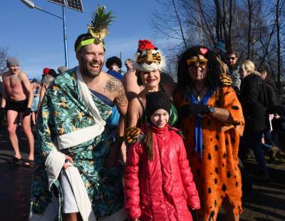 Zabawa na Bagrach: przed rokiem zalew pokrywał lód, a teraz... - zdjęcie 25
