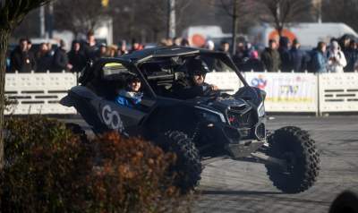 Oni to lubią: opary benzyny, spaliny, i dym spod spalonych gum - zdjęcie 6