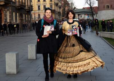 Największa skarbonka WOŚP pochodem przeniesiona na Powiśle - zdjęcie 40