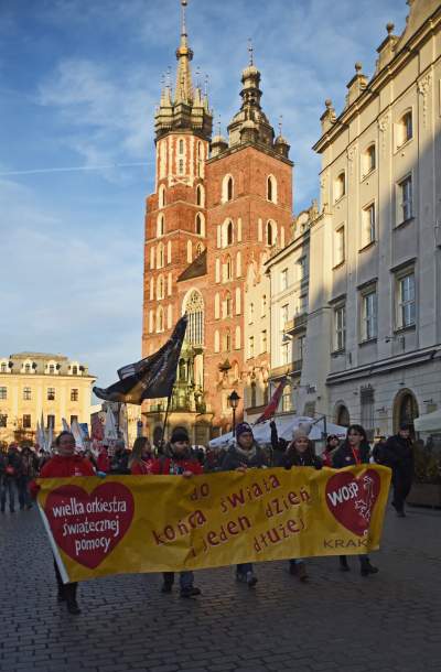 Największa skarbonka WOŚP pochodem przeniesiona na Powiśle - zdjęcie 20