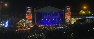 Światełko do nieba i serduszko z dronów pod Wawelem... - zdjęcie 14