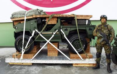 Będą te auta zrzucać z samolotu! - zdjęcie 7