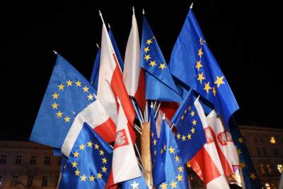 Wieczorny protest przed wieżą Ratuszową - zdjęcie 2