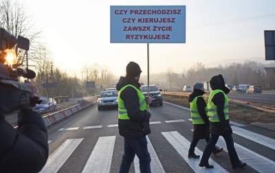 "Żółte kamizelki" blokowały zakopiankę koło Myślenic - zdjęcie 14