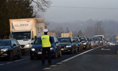 "Żółte kamizelki" blokowały zakopiankę koło Myślenic - zdjęcie 3