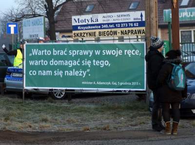 "Żółte kamizelki" blokowały zakopiankę koło Myślenic - zdjęcie 4