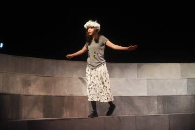 Premiera w Krakowie: rozpoznajecie o jaką szkolną lekturę chodzi? - zdjęcie 5