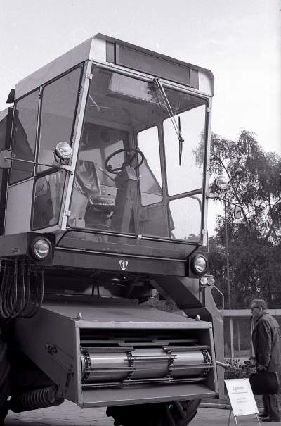 Nie tak dawno w Krakowie: pokaz mocy... kółek rolniczych - zdjęcie 11