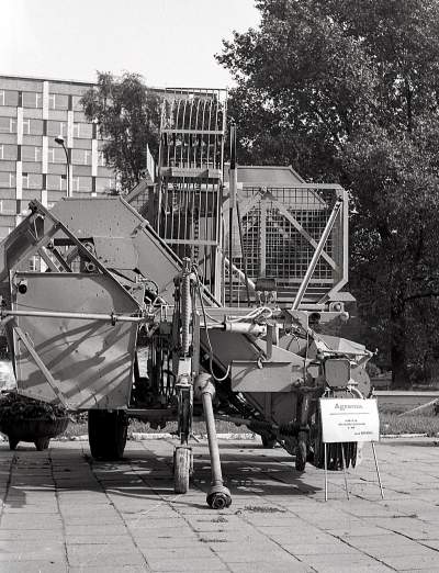 Nie tak dawno w Krakowie: pokaz mocy... kółek rolniczych - zdjęcie 9