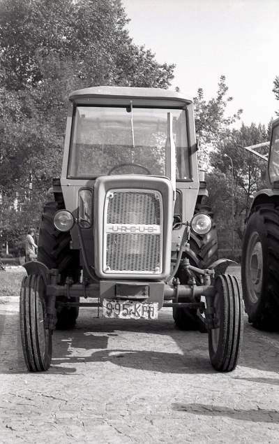 Nie tak dawno w Krakowie: pokaz mocy... kółek rolniczych - zdjęcie 10