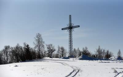 Postawili monumentalny krzyż w połowie drogi między Wawelem a Giewontem - zdjęcie 16