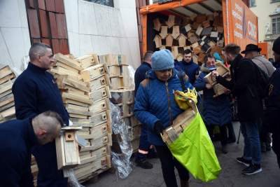 Walentynkowy przedmiot pożądania w Krakowie, rozdali tysiąc - zdjęcie 19