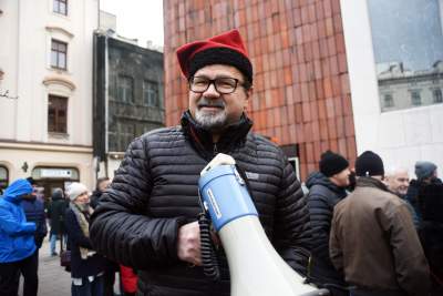 Walentynkowy przedmiot pożądania w Krakowie, rozdali tysiąc - zdjęcie 21