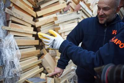 Walentynkowy przedmiot pożądania w Krakowie, rozdali tysiąc - zdjęcie 5