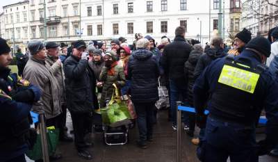Walentynkowy przedmiot pożądania w Krakowie, rozdali tysiąc - zdjęcie 3