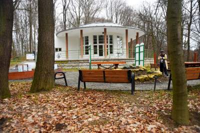 Zabytkowy pawilon w Lesie Wolskim zyskał nowe oblicze - zdjęcie 2