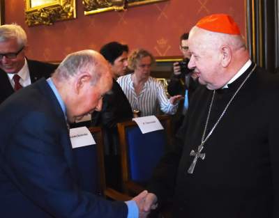 Uroczystości w czasach koronawirusa, wręczenie nagrody im. ks. Musiała - zdjęcie 6