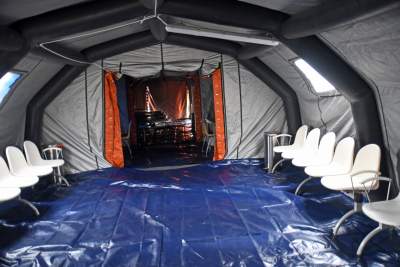 Wstrzymane planowe zabiegi w szpitalu, dodatkowe łóżka w namiocie - zdjęcie 1