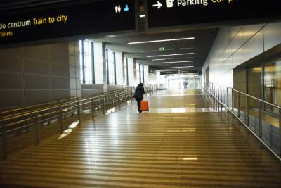 Pustki w Balicach, koronawirus wystraszył turystów (10 marca 2020) fot. Marek Lasyk - zdjęcie 1