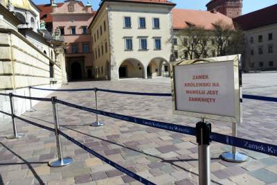 Każde zdjęcie jest symboliczne, najsmutniejsza wiosna od lat fot. Marek Lasyk - zdjęcie 8