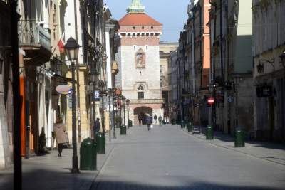 Każde zdjęcie jest symboliczne, najsmutniejsza wiosna od lat fot. Marek Lasyk - zdjęcie 28