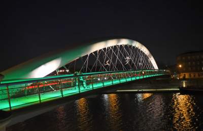 Kraków w kolorach włoskiej flagi, gest solidarności - zdjęcie 8