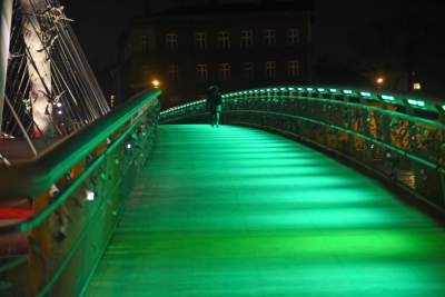 Kraków w kolorach włoskiej flagi, gest solidarności - zdjęcie 19