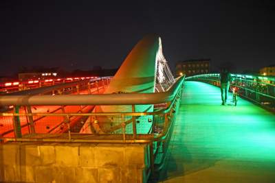 Kraków w kolorach włoskiej flagi, gest solidarności - zdjęcie 22