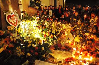 Wówczas przed kurią były tłumy... Franciszkańska, 2 kwietnia 2005 - zdjęcie 20