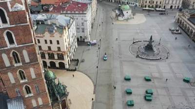 Pół tysiąca mundurowych z powietrza i lądu kontroluje Kraków - zdjęcie 5
