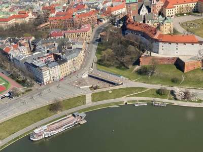 Pół tysiąca mundurowych z powietrza i lądu kontroluje Kraków - zdjęcie 10