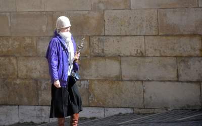 Niedziela Palmowa w czasie epidemii, do katedry weszli nieliczni - zdjęcie 6