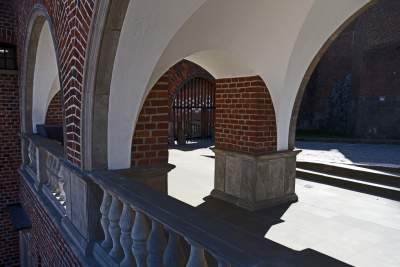 Niedziela Palmowa w czasie epidemii, do katedry weszli nieliczni - zdjęcie 23