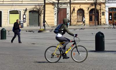 Jeszcze wrócą piękne dni... Kraków nie traci ducha - zdjęcie 12