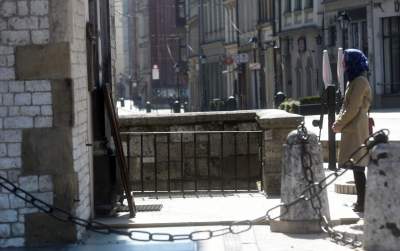 Jeszcze wrócą piękne dni... Kraków nie traci ducha - zdjęcie 11