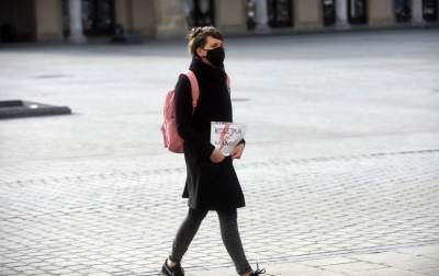 Największe zgromadzenie na Rynku w czasie obostrzeń - zdjęcie 28