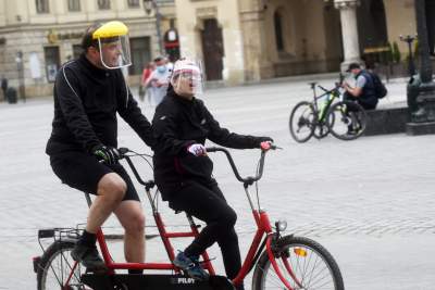 Już nie tak pusty Rynek, policja czekała na demonstrantów? - zdjęcie 8