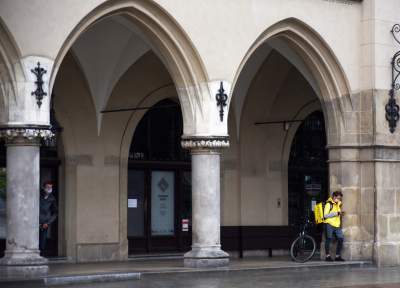 Już nie tak pusty Rynek, policja czekała na demonstrantów? - zdjęcie 19
