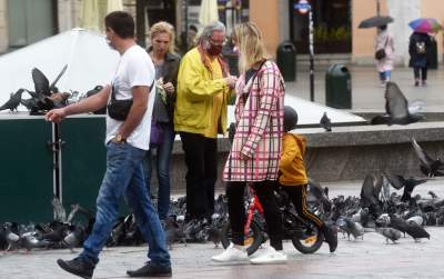Już nie tak pusty Rynek, policja czekała na demonstrantów? - zdjęcie 11