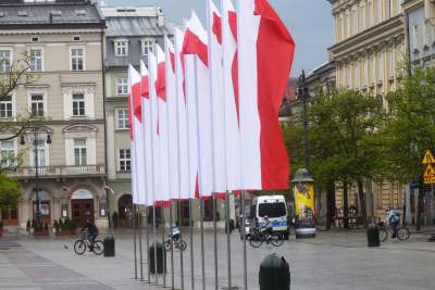 Już nie tak pusty Rynek, policja czekała na demonstrantów? - zdjęcie 13
