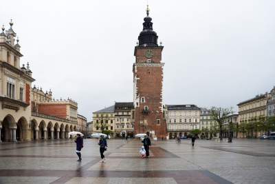 Już nie tak pusty Rynek, policja czekała na demonstrantów? - zdjęcie 18