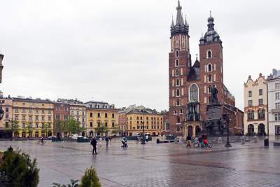 Już nie tak pusty Rynek, policja czekała na demonstrantów? - zdjęcie 28
