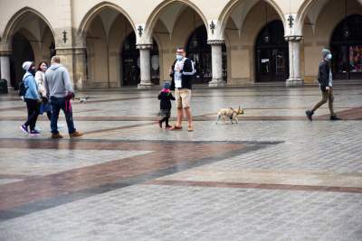 Już nie tak pusty Rynek, policja czekała na demonstrantów? - zdjęcie 22