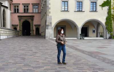 Częściowy koniec kwarantanny na Wawelu, dziedzińce otwarte - zdjęcie 24