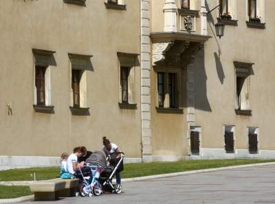 Częściowy koniec kwarantanny na Wawelu, dziedzińce otwarte - zdjęcie 13