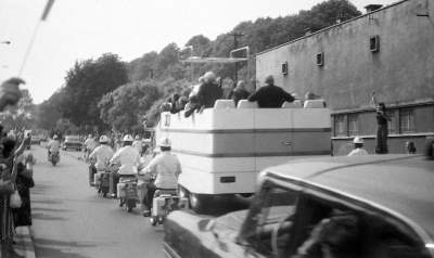 Tak witał go wtedy Kraków. Nieprzebrane tłumy... - zdjęcie 2